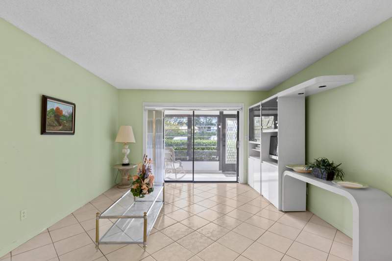 2 bedroom Condominium at 15450 Pembridge Avenue #164, Pembridge A Thru I, Delray Beach — photo 3
