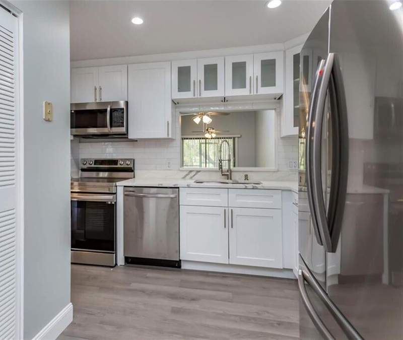 3 bedroom Villa at 454 Lakeview Drive #1, Villas Of Bonaventure At, Weston — photo 5