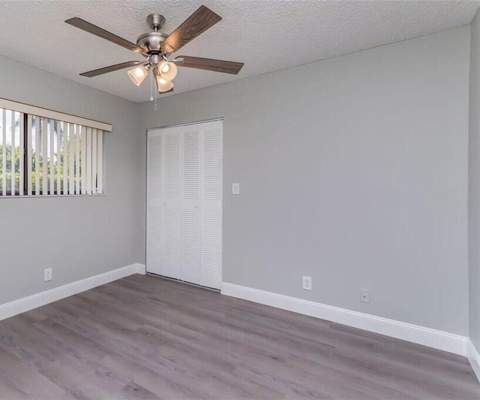 454 Lakeview Drive #1, Weston FL - photo 9 of 12