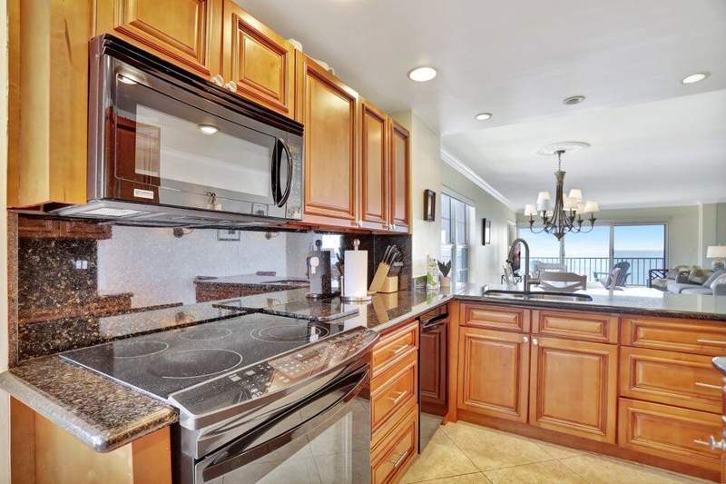 2 bedroom Condominium at 1021 Hillsboro Mile #1108, Landmark At Hillsboro Condo, Hillsboro Beach — photo 4