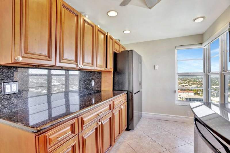 2 bedroom Condominium at 1021 Hillsboro Mile #1108, Landmark At Hillsboro Condo, Hillsboro Beach — photo 5
