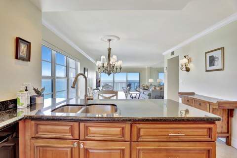 1021 Hillsboro Mile #1108, Hillsboro Beach FL - photo 8 of 46