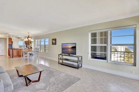 1021 Hillsboro Mile #1108, Hillsboro Beach FL - photo 17 of 46