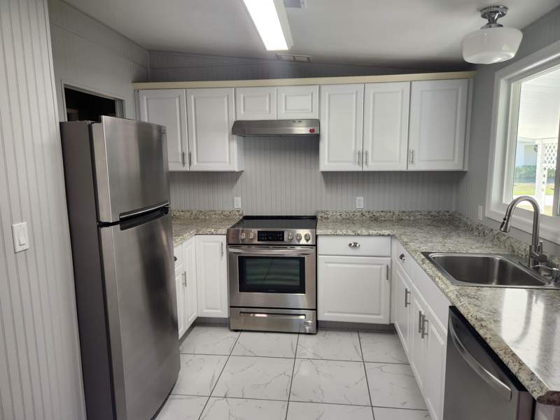 2 bedroom Manufactured Home at 8215 Caper Lane, Savanna Club Plat I, Port St. Lucie — photo 5