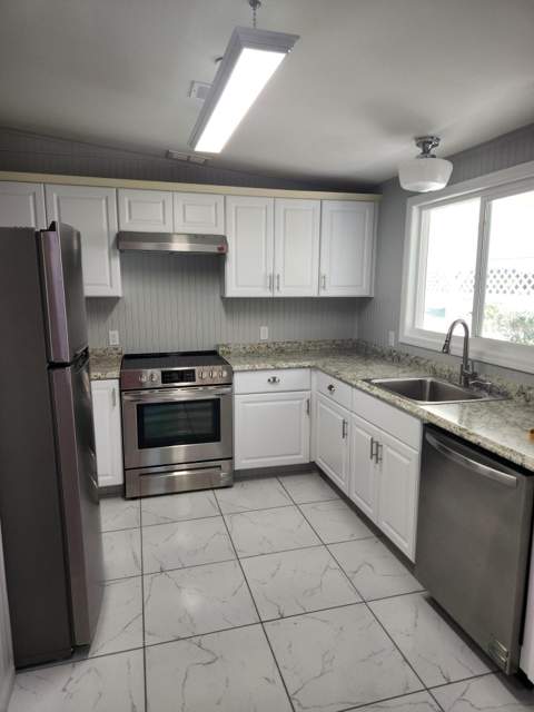 8215 Caper Lane, Port St. Lucie FL - photo 6 of 45