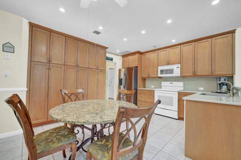 5740 NW 50th Street, Coral Springs FL - photo 8 of 49
