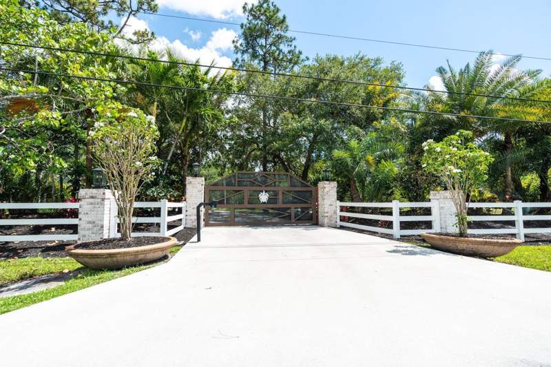 7 bedroom Single Family Residence at 10780 Anderson Lane, Seminole Ranches, Wellington — photo 4