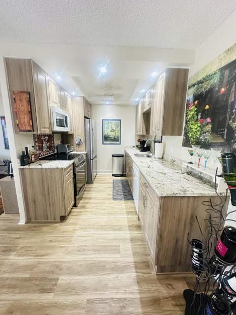 2157 Cambridge G, Deerfield Beach FL - photo 9 of 67