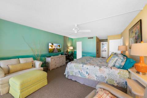 3546 S Ocean Boulevard #716, South Palm Beach FL - photo 9 of 50