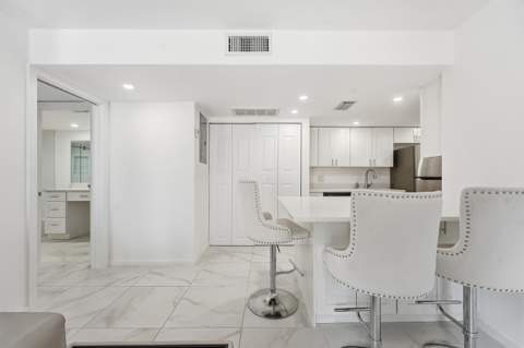 602 Executive Center Drive #Unit 105, West Palm Beach FL - photo 7 of 23