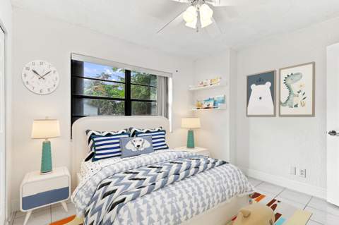 10 Seneca Court, Royal Palm Beach FL - photo 23 of 33