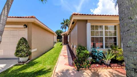3576 Stratton Lane, Boynton Beach FL - photo 9 of 59