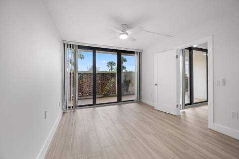 225 S Beach Road #102, Jupiter FL - photo 12 of 22