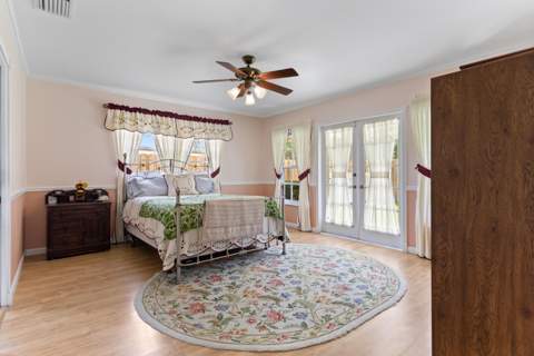4240 NE 19th Avenue, Oakland Park FL - photo 16 of 42