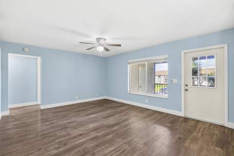4999 Sable Pine Circle #D2, West Palm Beach FL - photo 9 of 31