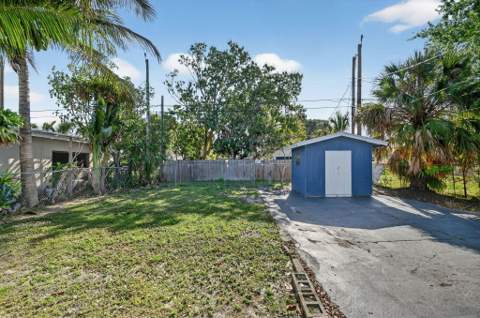 1006 S M Street, Lake Worth Beach FL - photo 7 of 37