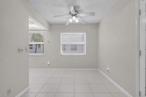 40 Burgundy A, Delray Beach FL - photo 6 of 40