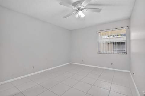 40 Burgundy A, Delray Beach FL - photo 10 of 40
