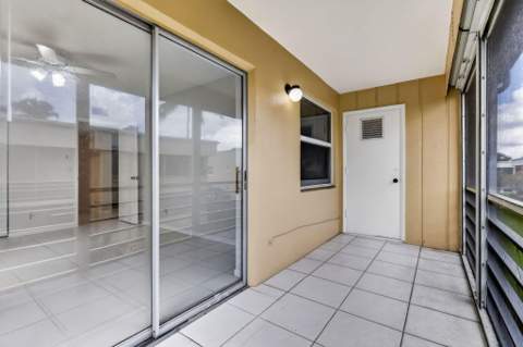 40 Burgundy A, Delray Beach FL - photo 23 of 40