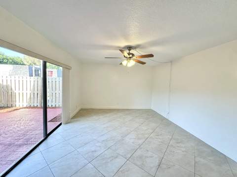 251 Lake Arbor Drive, Palm Springs FL - photo 23 of 38
