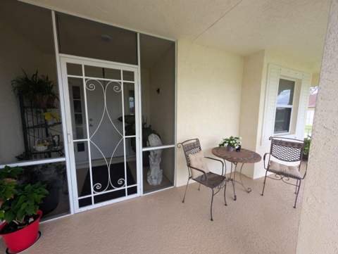 2097 SW Larchmont Lane, Port St. Lucie FL - photo 11 of 39
