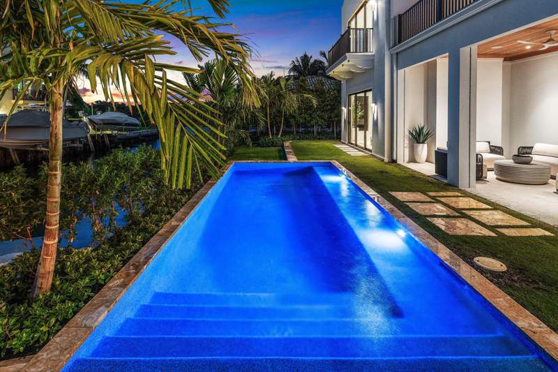 5 bedroom Single Family Residence at 819 Bamboo Lane, Bamboo Lane, Delray Beach — photo 2