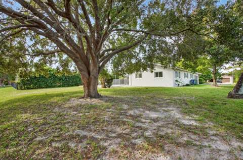2421 NW 114th Avenue, Coral Springs FL - photo 8 of 61