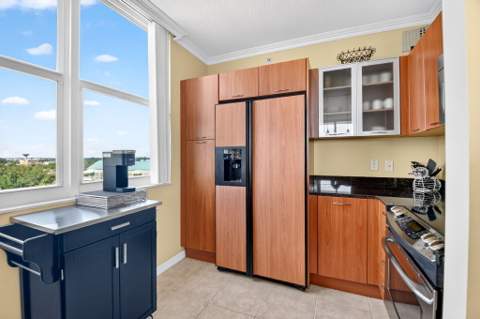 625 Casa Loma Boulevard #1002, Boynton Beach FL - photo 11 of 55
