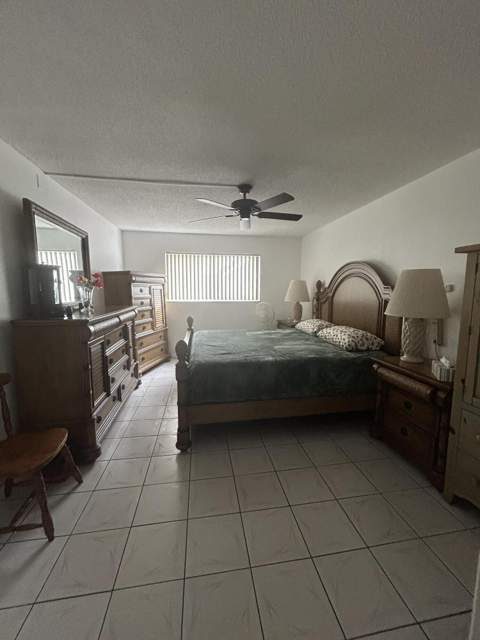 225 Bonnie Boulevard #405, Palm Springs FL - photo 14 of 27