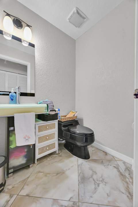 6002 Indrio Road #K2, Fort Pierce FL - photo 16 of 24