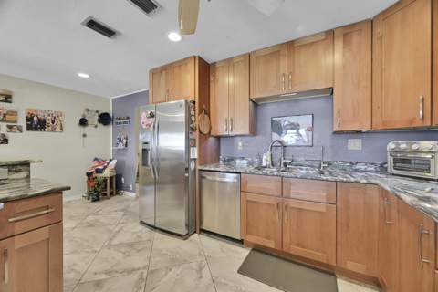 6002 Indrio Road #K2, Fort Pierce FL - photo 8 of 24