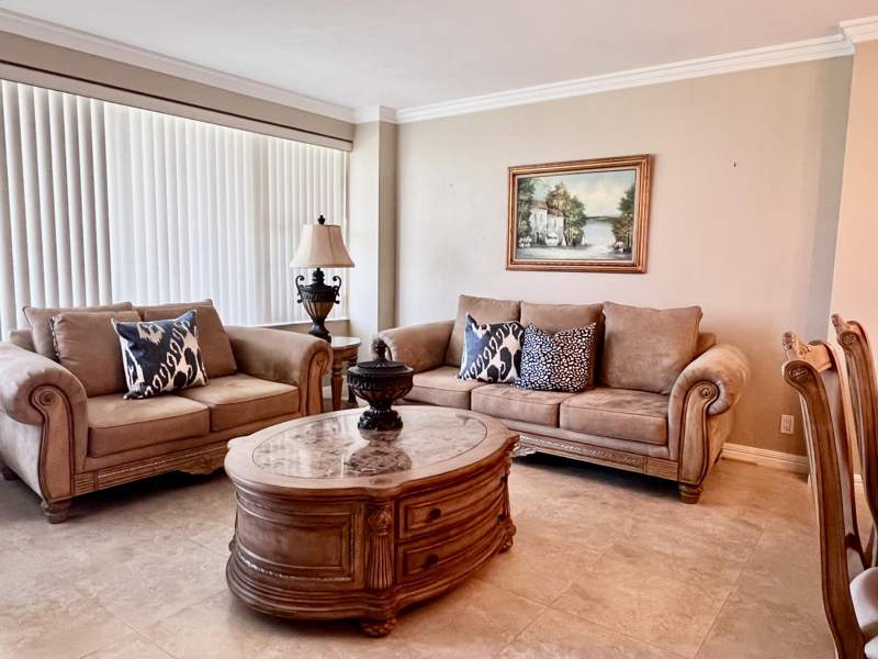 1 bedroom Stock Cooperative at 3300 NE 36th Street #518, Coral Ridge Towers East, Fort Lauderdale — photo 5