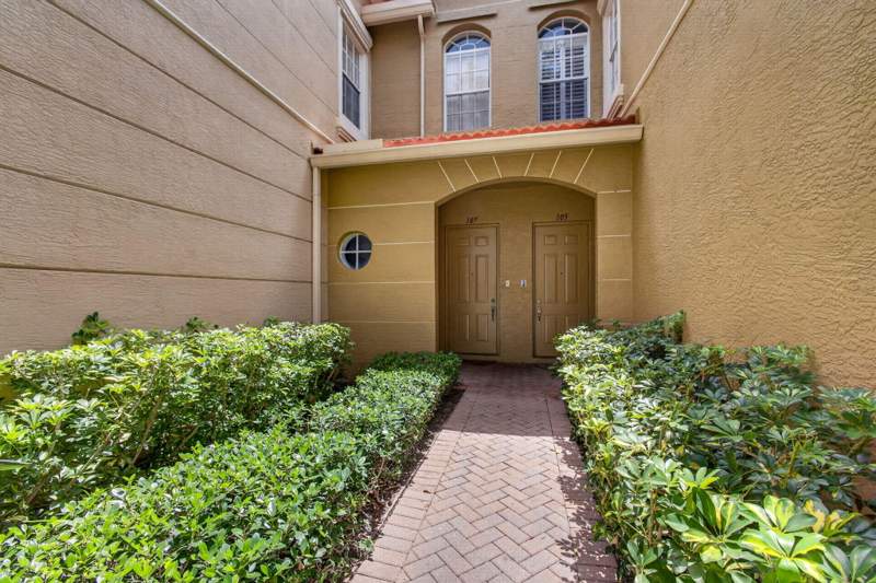 3 bedroom Condominium at 4991 Bonsai Circle #107, Legends At the Gardens Condo, Palm Beach Gardens — photo 2