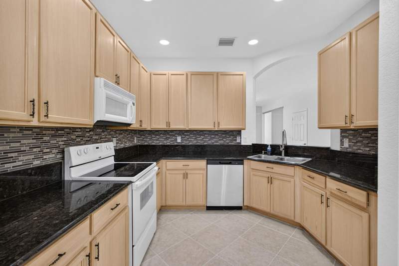 3 bedroom Condominium at 4991 Bonsai Circle #107, Legends At the Gardens Condo, Palm Beach Gardens — photo 3