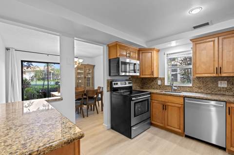 149 NW 70th #302b, Boca Raton FL - photo 9 of 44