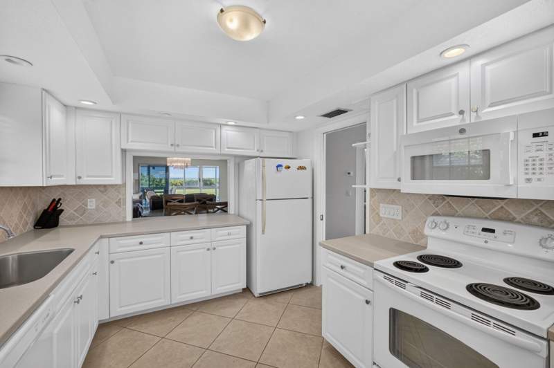 2 bedroom Condominium at 120 Celestial Way #114, Barclay Condo, Juno Beach — photo 5