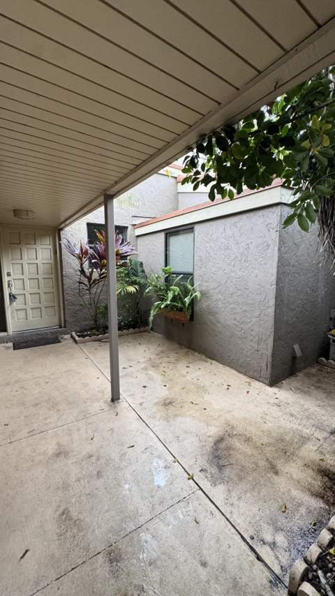 802 Saint Andrews Road #15, Hollywood FL - photo 6 of 53