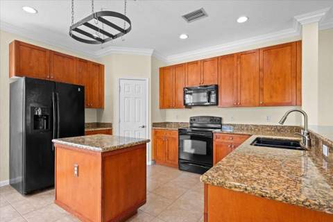 127 Greenwich Circle, Jupiter FL - photo 13 of 39