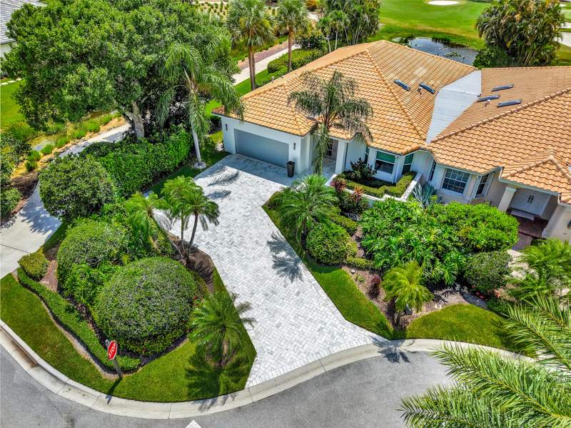 3 bedroom Villa at 124 Golf Village Boulevard, Admirals Cove, Jupiter — photo 4