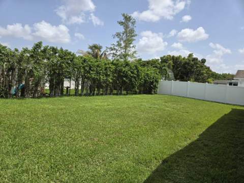 8111 NW 100th Terrace, Tamarac FL - photo 22 of 25