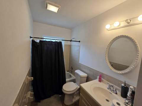 8111 NW 100th Terrace, Tamarac FL - photo 13 of 25