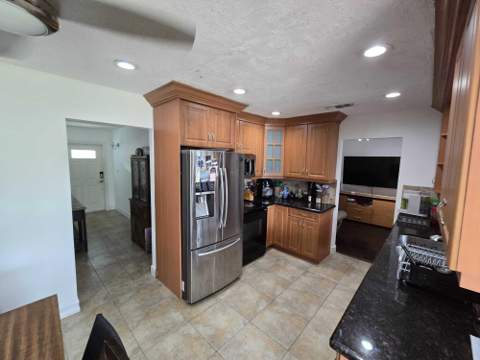 8111 NW 100th Terrace, Tamarac FL - photo 12 of 25