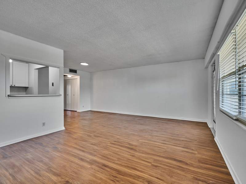 1 bedroom Condominium at 325 Mansfield Drive #325 H, Mansfield At Century Village Condo, Boca Raton — photo 5