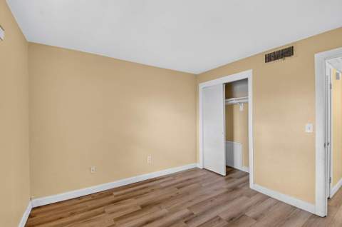 1505 Crescent Circle #B24, Lake Park FL - photo 24 of 28