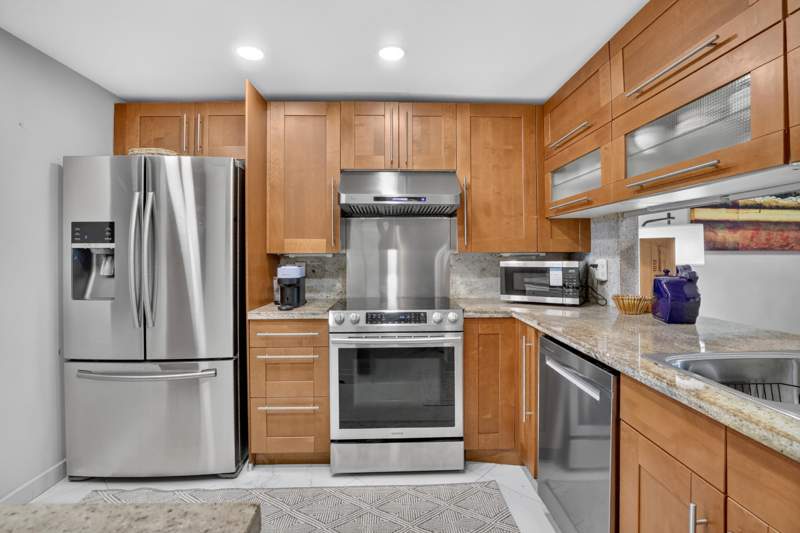2 bedroom Condominium at 7500 NW 1st Court #302-3, Lakes Of Newport I Condo, Plantation — photo 3