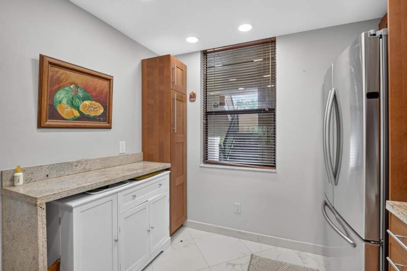 2 bedroom Condominium at 7500 NW 1st Court #302-3, Lakes Of Newport I Condo, Plantation — photo 5