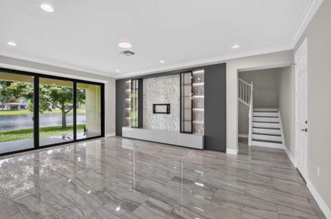 8095 Ironstone Drive, Delray Beach FL - photo 10 of 50