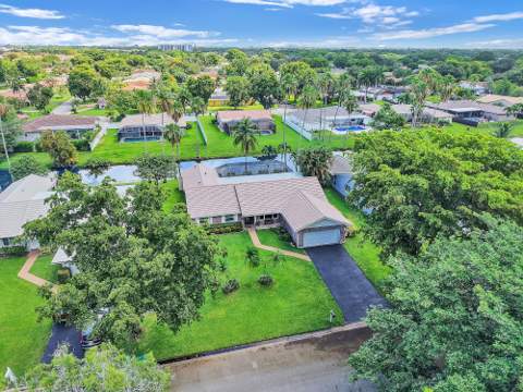 8975 NW 1st Street, Coral Springs FL - photo 10 of 72