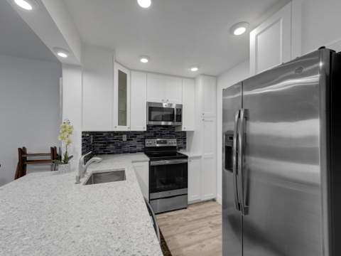 801 S Federal Highway #604, Pompano Beach FL - photo 13 of 26