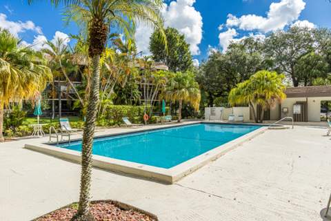 7515 NW 79th Avenue #109, Tamarac FL - photo 9 of 33
